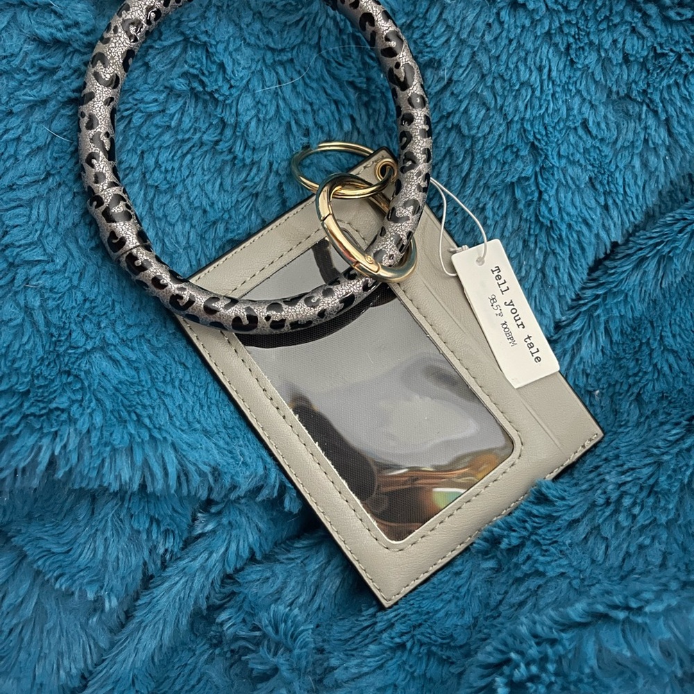 Gray and Black Key Card Holder with Modern Design